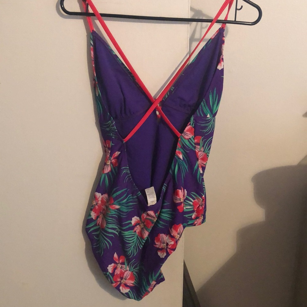 Swin suit